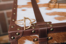 Load image into Gallery viewer, Buckle down bracelet